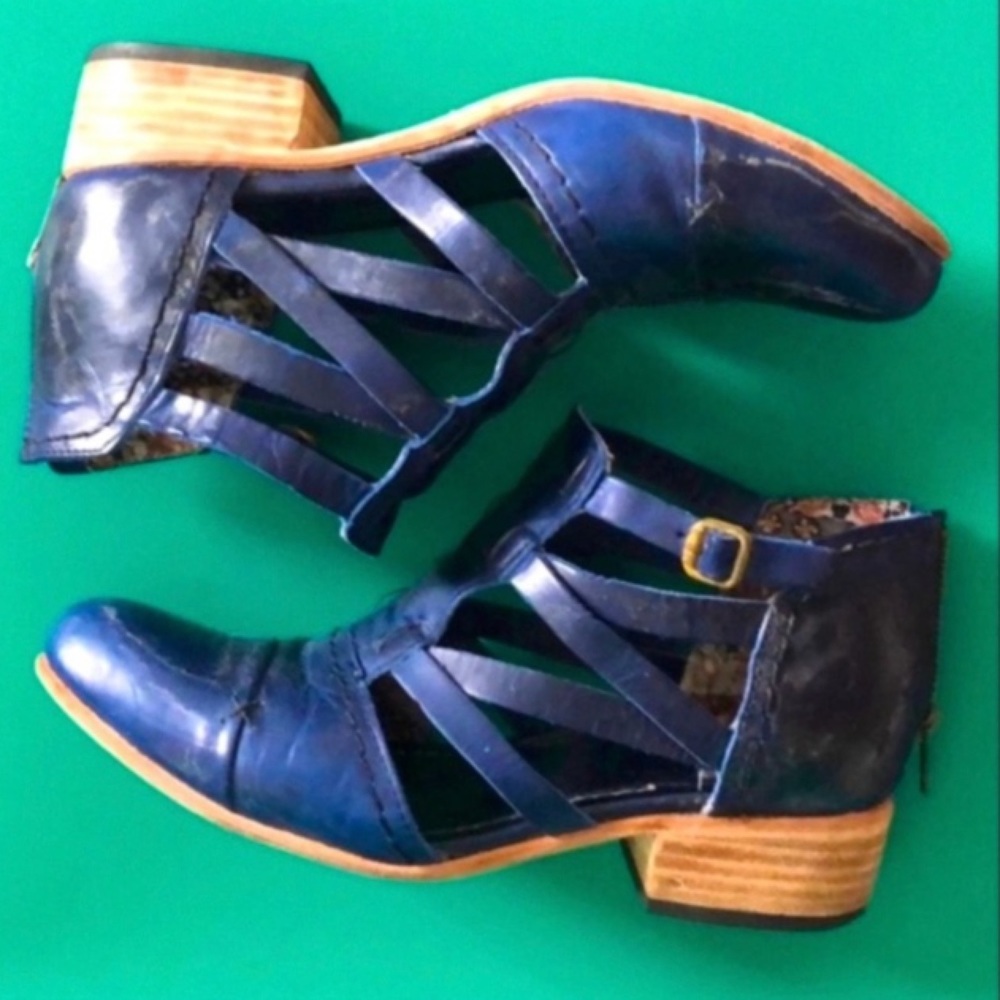 Rare FREEBIRD BY STEVEN Shoes Blue HOPE Boots Leather Wood Heels Zip Size 8